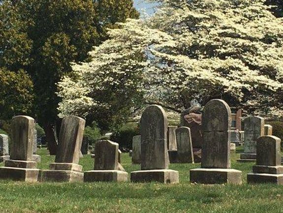 Oakwood Cemetery History